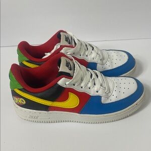 Nike White Sneakers with Red, Blue, Yellow, Green Accents uno